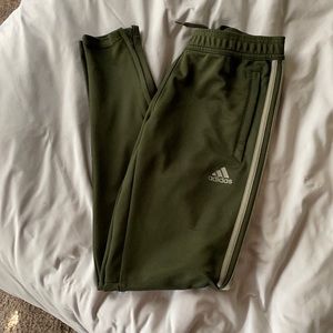 Women’s soccer like pants